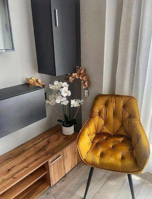 Бутиково Студио Utopia Plovdiv Bagian luar foto
